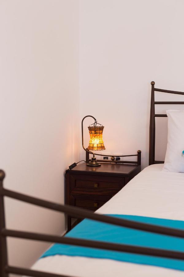 Aelia Suites อาโกรตีรี ภายนอก รูปภาพ